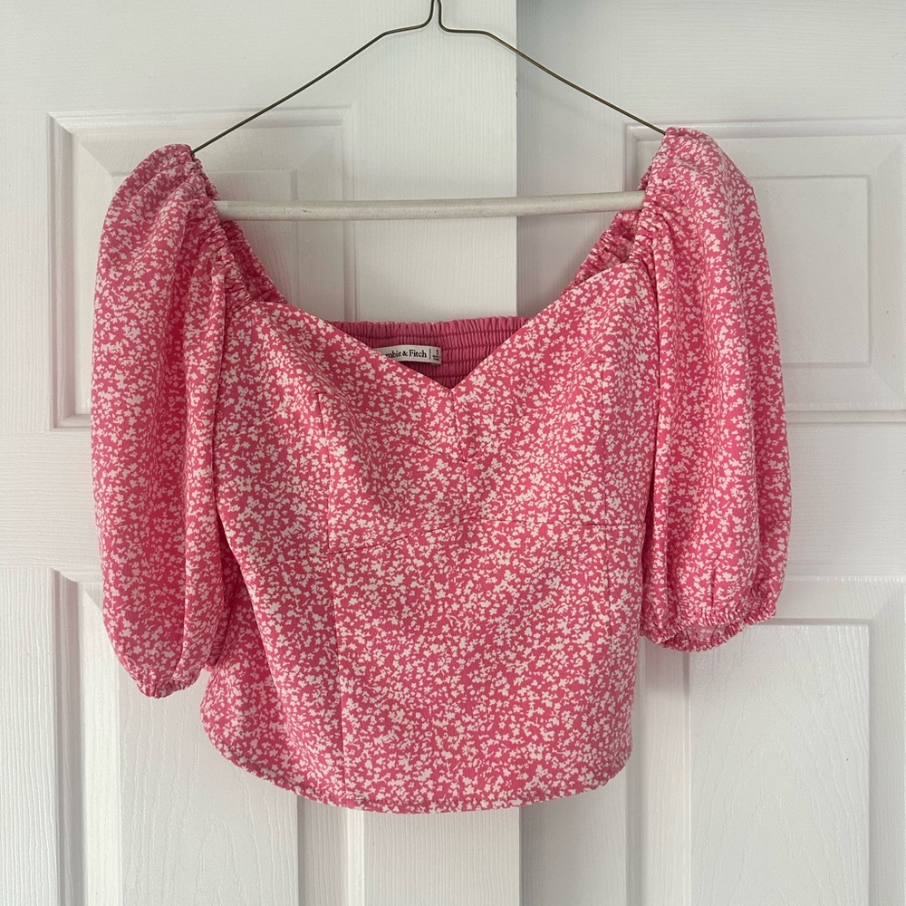 Abercrombie & Fitch Pink Smocked Puff Sleeve Blouse (Size Small)